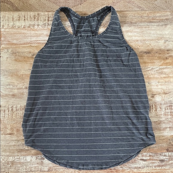 Lululemon Love tank pleated - Picture 1 of 11